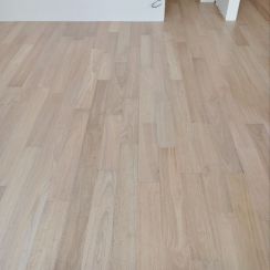 Паркетная доска Гевея гладкая Пудра