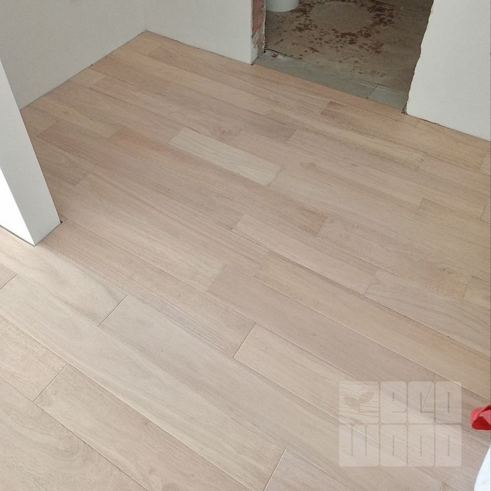 Паркетная доска Гевея гладкая Пудра