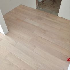 Паркетная доска Гевея гладкая Пудра