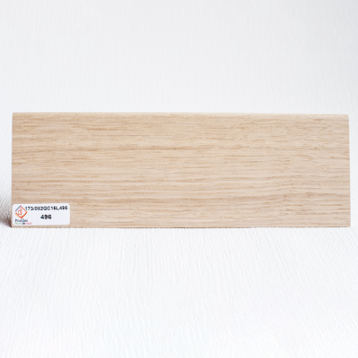 Плинтус на фанере со шпоном дуба 496