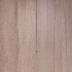 Паркетная доска Гевея состаренная Пудра