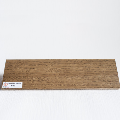 Плинтус на фанере со шпоном дуба 500