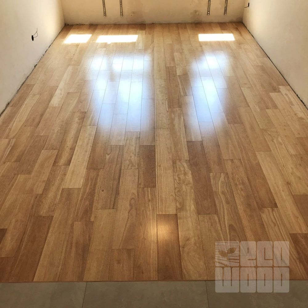 Паркетная доска Гевея гладкая Натур