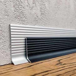 Плінтус алюмінієвий "Антиплінтус" анод хвилястий NV4011