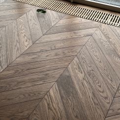 Французская елка Дуб Иней