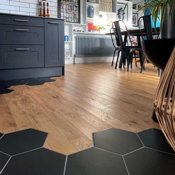 Точная подрезка паркета Точная подрезка паркета